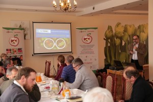 Nowe technologie w zwalczaniu szkodników oraz poprawie zapylenia roślin sadowniczych Wojciech Wieczorek - ICB PHARMA (Jaworzno)
