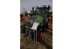 Ciągnik sadowniczy  - Fendt 208V Vario - AgroShow 2016 