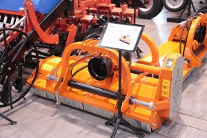 Kosiarko rozdrabniacze bijakowe