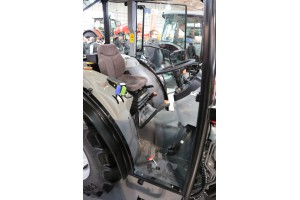 Ciągnik sadowniczy - Massey Ferguson 3640s