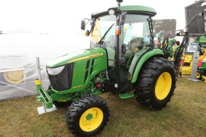 John Deere 4049 R - ciągniki kompaktowe