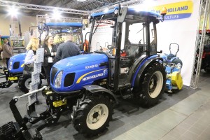 Targi Sadownictwa i Warzywnictwa TSW 2015 - ciągniki New Holland