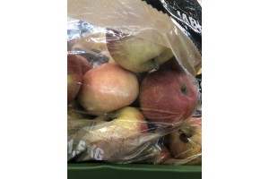  Jabłka odmiana Lobo, kaliber 65/75, pakowane 6 października 2020 roku w woreczki o masie 1.5 kg