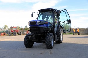 Ciągnik sadowniczy - Farmtrac 6075EN