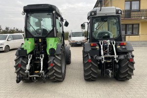  Deutz-Fahr 5090 DS [po prawej] Deutz-Fahr TTV 5090.4 DS [po lewej] 