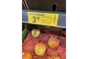  Biedronka „Kup polskie jabłka za darmo” 
