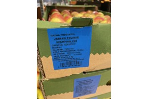  Jabłka odmiany Szampion  - 3,49 zł/kg