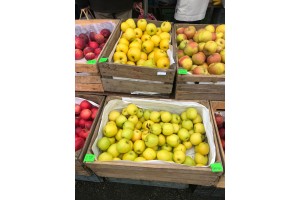  Ceny jabłek na straganie [fot 5.]