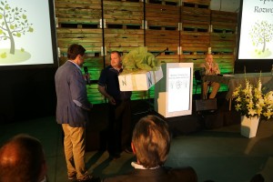 Prezentem w postaci stacji meteo iMetos w podziękowaniu za stałą i partnerską wsp&oacute;łpracę