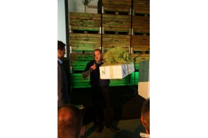 Prezentem w postaci stacji meteo iMetos w podziękowaniu za stałą i partnerską wsp&oacute;łpracę