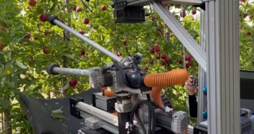 {Nowy robot do zbioru jabłek