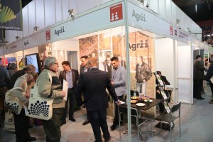 Stoisko firmy Agrii podczas 25 Spotkania Sadowniczego - SANDOMIERZ 2016 