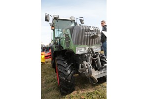 Ciągnik sadowniczy  - Fendt 208V Vario - AgroShow 2016 