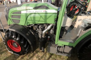 Ciągnik sadowniczy  - Fendt 208V Vario - AgroShow 2016 