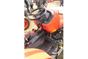 Ciągnik sadowniczy - Kubota M6040 Narrow - AgroShow 2016 