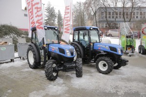 26 Spotkanie Sadownicze - Sandomierz 2017 - plac z maszynami sadowniczymi