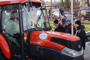 Ciągnik Kubota L5040 nadal ze sporym zainteresowaniem sadowników.