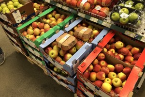  Prezentacja jabłek MAKRO Chef w sieci sklepów MAKRO