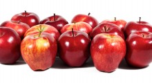 Rosja zawiesza import jabłek i innych owoców z Chin