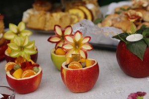  Mnóstwo jabłek oraz ciast i innych potraw do degustacji podczas Światowego Dnia Jabłka